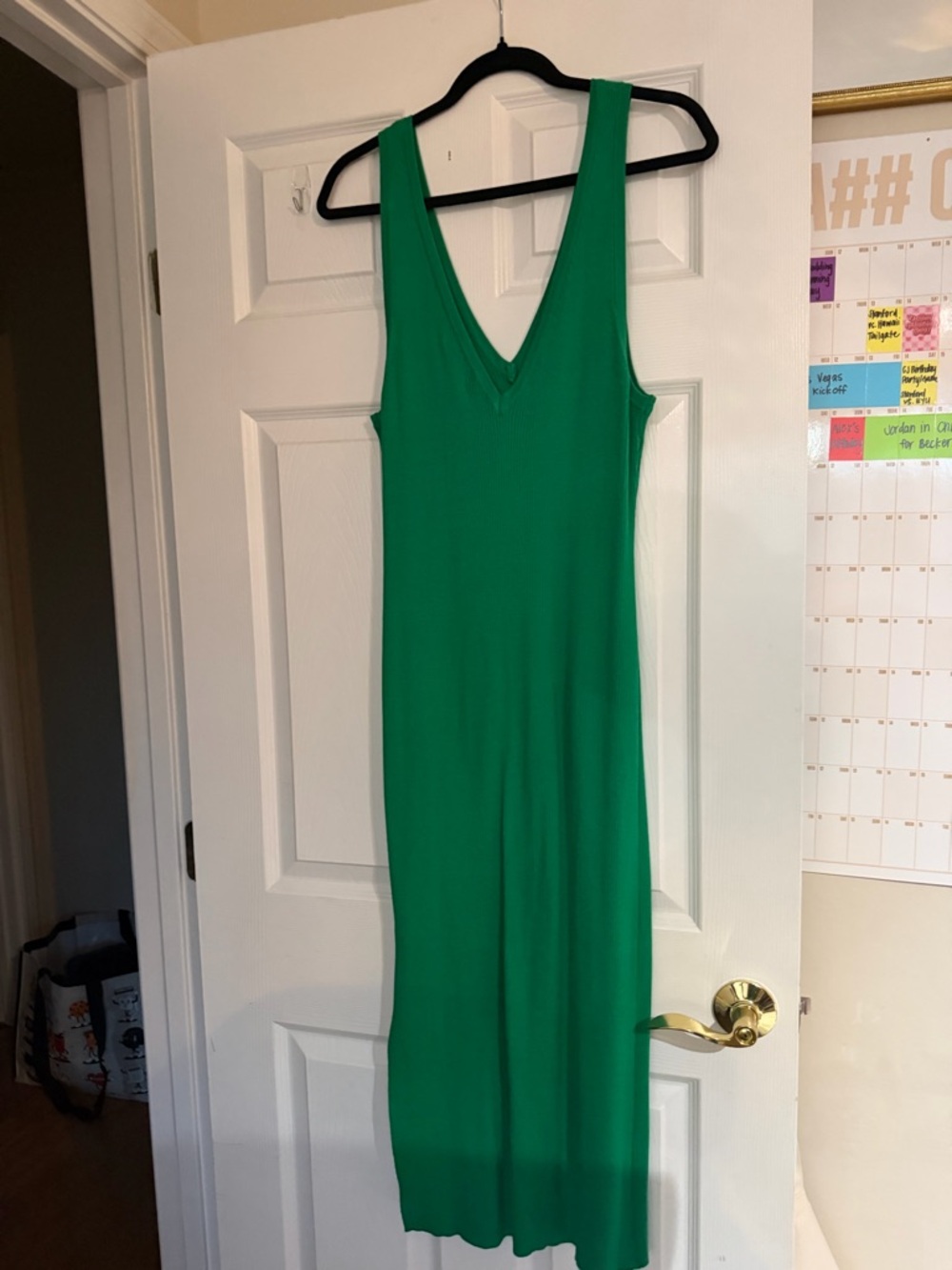 Sleeveless Green V-Neck Maxi Dress